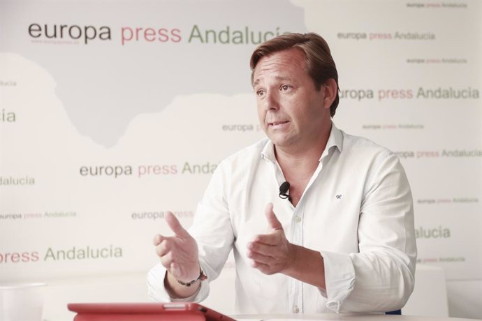 El secretario general del PP de Andalucía, Antonio Repullo, durante la entrevista concedida a Europa Press. A 22 de agosto de 2024, en Sevilla (Andalucía, España).