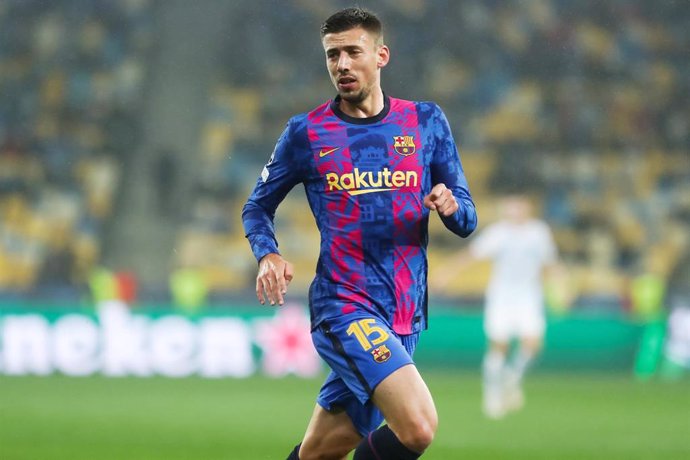 Archivo - Clement Lenglet durante un partido con el Barça en Liga de Campeones