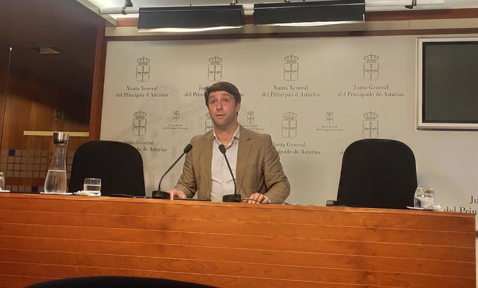 Andrés Ruiz