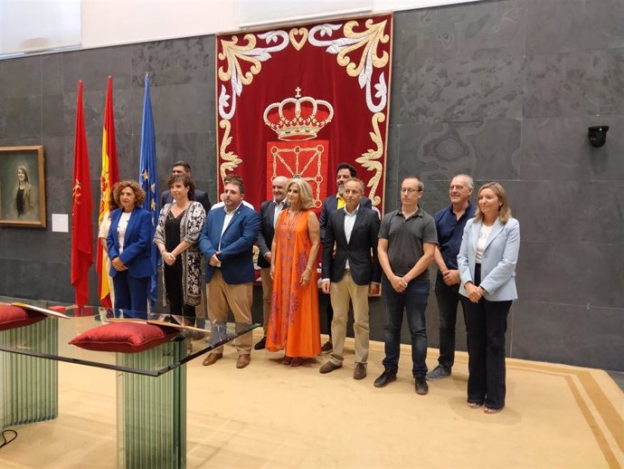 Toma de posesión de Isabel Olave como parlamentaria de UPN.