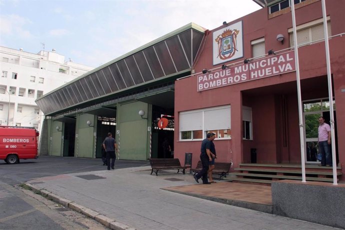 Archivo - Parque de Bomberos de Huelva capital.