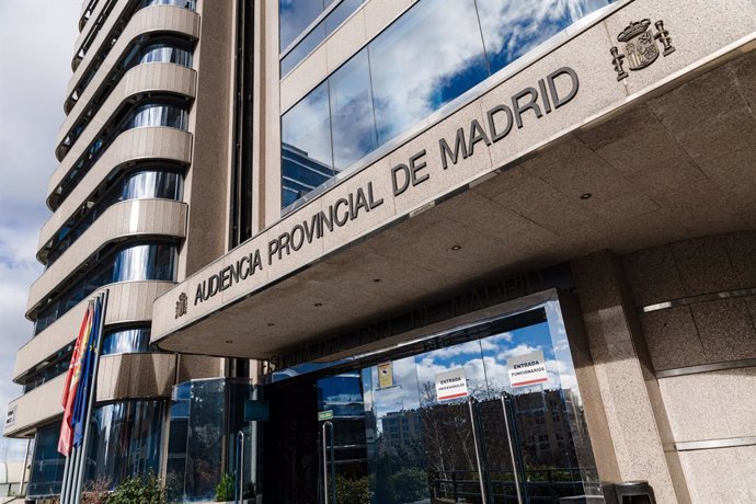 Archivo - Fachada de la Audiencia Provincial, a 12 de febrero de 2024, en Madrid (España). Miguel Ángel Flores, principal condenado por el caso Madrid Arena, es juzgado hoy por presuntos delitos de estafa continuada y apropiación indebida en relación a la