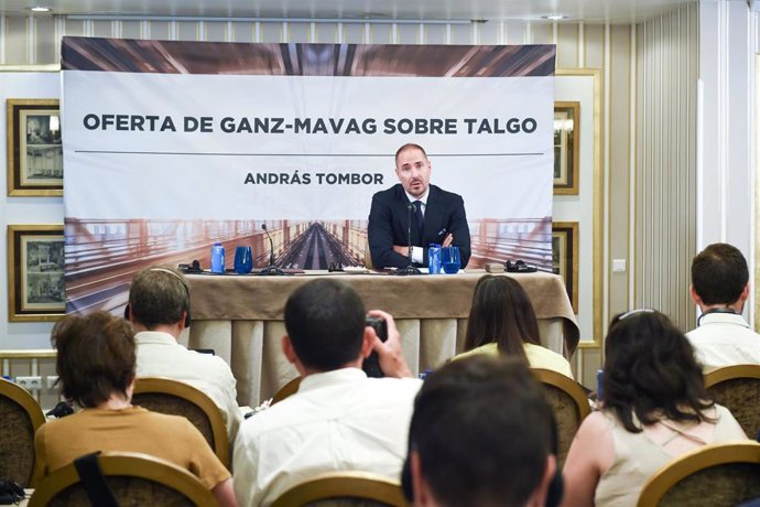 Archivo - El empresario András Tombor ofrece una rueda de prensa, en el Hotel Wellington, a 3 de julio de 2024, en Madrid (España)