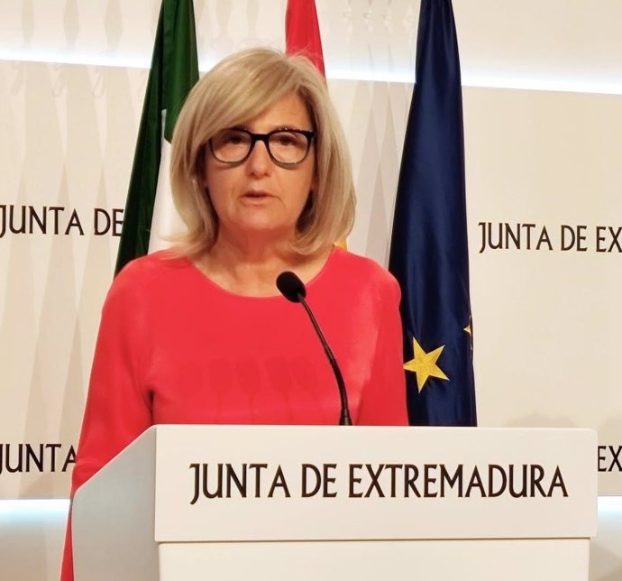 La portavoz de la Junta de Extremadura, Victoria Bazaga, en rueda de prensa tras el Consejo de Gobierno autonómico