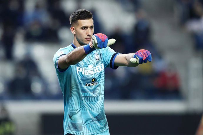 Archivo - Juan Musso (Atalanta BC) during the Italian Cup, Coppa Italia football match between Atalanta BC and ACF Fiorentina on February 10, 2022 at the Gewiss Stadium in Bergamo, Italy - Photo Francesco Scaccianoce / LiveMedia / DPPI