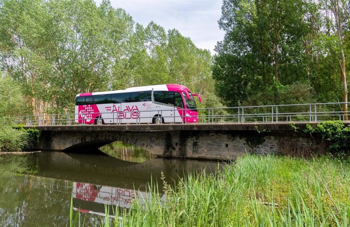 Archivo - Alavabus mejorará en verano los servicios de la conexión entre Vitoria-Gasteiz y Campezo