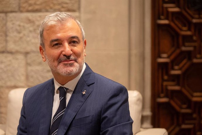 El alcalde de Barcelona, Jaume Collboni, durante su primera reunión con el presidente de la Generalitat de Catalunya, en el Palau de la Generalitat, a 23 de agosto de 2024, en Barcelona, Catalunya (España)