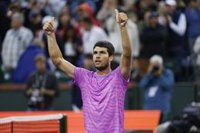 Alcaraz arranca en Nueva York dejándose un set ante el australiano Tu