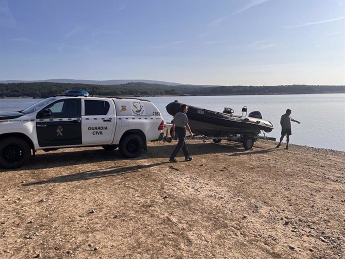 Búsqueda Del Joven De Tudela En Las Aguas Del Pantano De Soria.