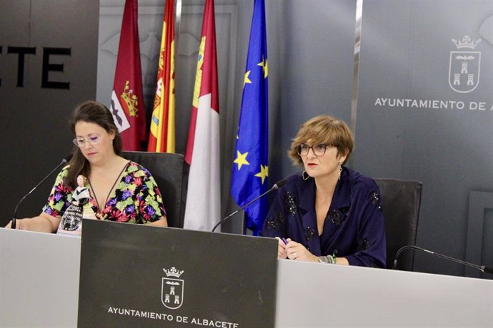 Presentación de la XXXVI edición del Festival Internacional del Folklore de Albacete.