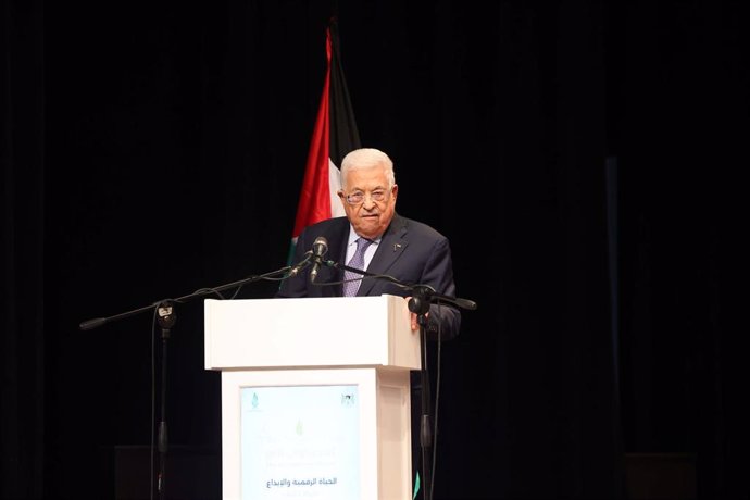 Archivo - El presidente de la Autoridad Palestina, Mahmud Abbas, durante una rueda de prensa en Ramala (archivo)