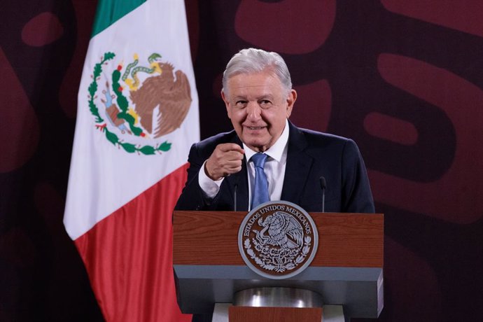 HANDOUT - 27 August 2024, Mexico, Mexico-Stadt: In this photo provided by the Mexican President's Office, Andres Manuel Lopez Obrador, President of Mexico, answers questions at his morning press conference.