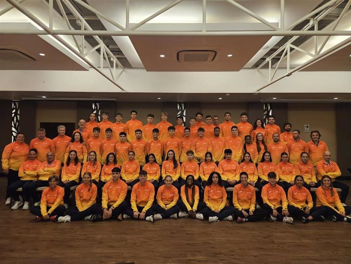 La delegación española que se encuentra disputando los mundiales sub-20 de atletismo en Lima (Perú).