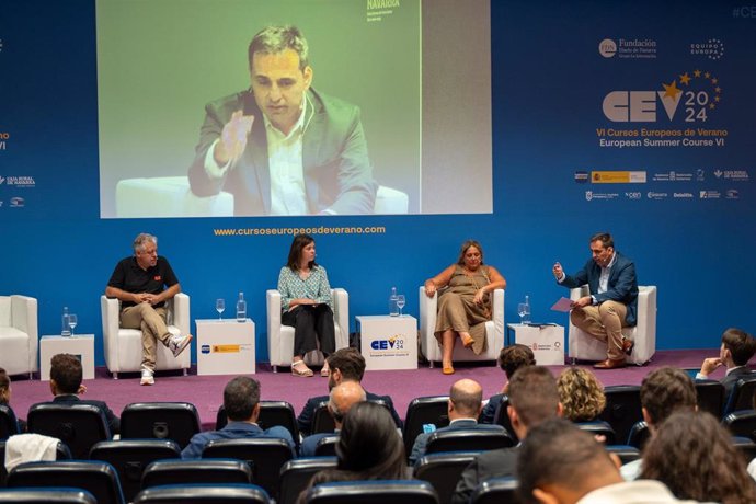 Imagen de la mesa redonda.