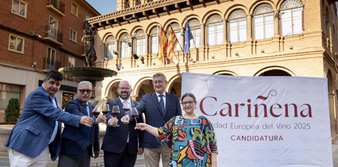 (De Izq. A Dcha.) Antonio Ubide, Javier Rincón, Sergio Ortiz, Manuel Blasco Y Sara Morales.