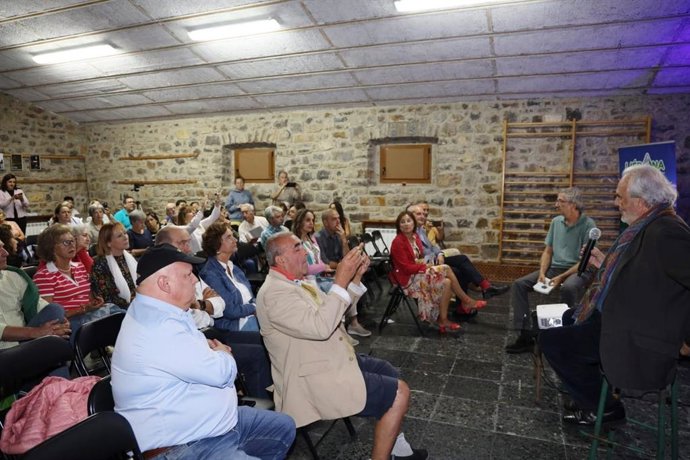 Manuel Gutiérrez Aragón en una edición anterior del festival 'Rurales'