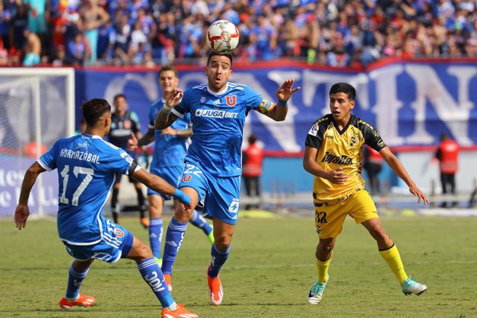 Futbol, Universidad de Chile vs Coquimbo Unido. Fecha 8, campeonato Nacional 2024. El jugador de Universidad de Chile Matías Zaldivia es fotografiado durante el partido de primera division contra Coquimbo Unido disputado en el estadio Nacional de