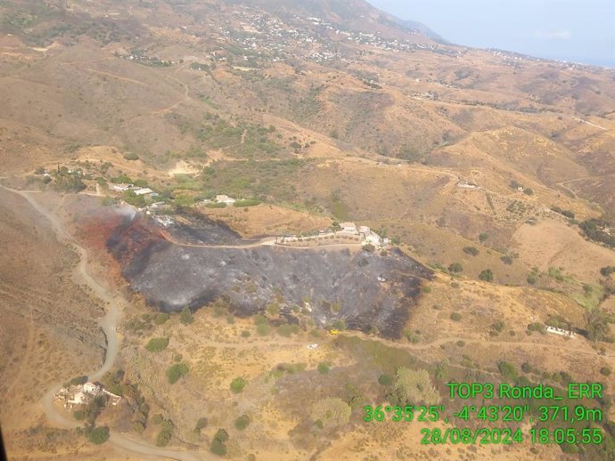 Vista de la zona de Mijas afectada por un incendio forestal, que ya se encuentra controlado