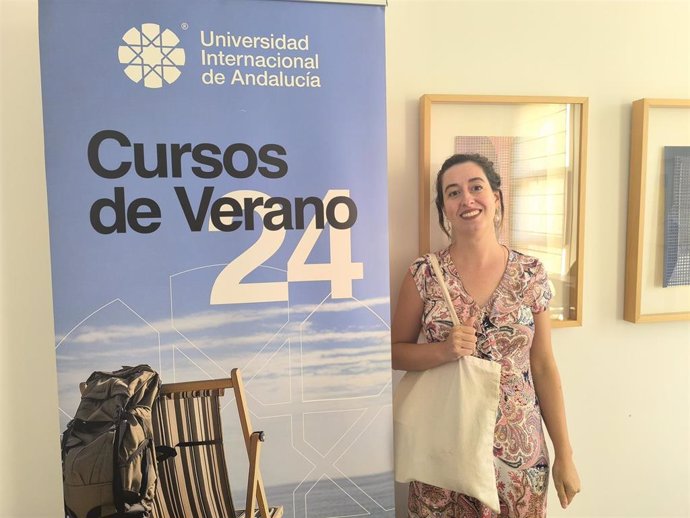 La miembro del Área de Convenciones Unesco del Ministerio de Cultura Myriam Ugarte, en la sede Antonio Machado de la UNIA en Baeza (Jaén).