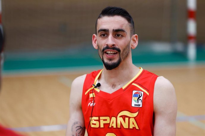 Archivo - Fran Lara, capitán del BSR Amiab Albacete y de la selección española de baloncesto en silla de ruedas, es uno de los integrantes de la amplia nómina de deportistas ligados a Castilla-La Mancha en París 2024.