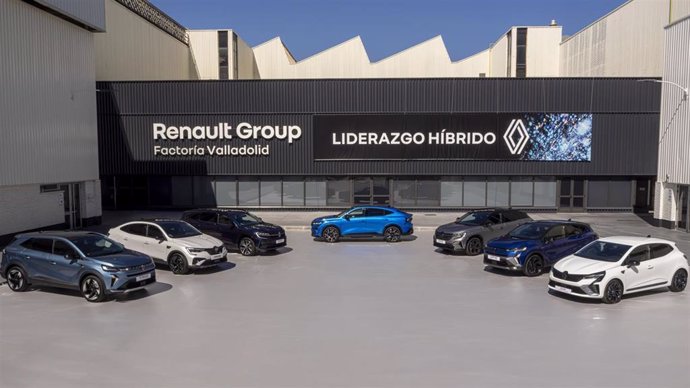 Gama de vehiculos Renault en la factoria de montaje, en Valladolid