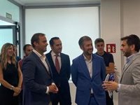 Madrid espera de Puente "hechos" y no "excusas" para "atajar el caos ferroviario": "Que se ponga a trabajar"