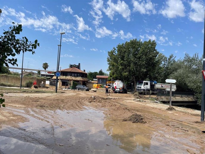 Archivo - Daños ocasionados por la tormenta del jueves, 6 de julio, de 2024, en Zaragoza.