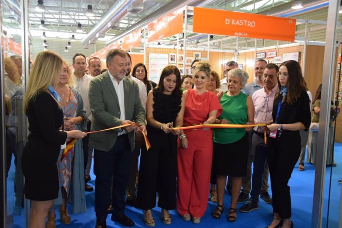 Inauguración de la XXXVII Feria de Artesanía de Cuenca.