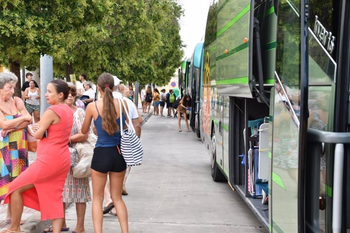 La última expedición de este año de Los Jueves a la Playa