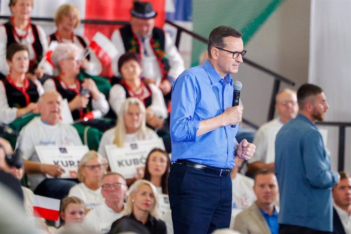 Archivo - El ex primer ministro polaco Matesuz Morawiecki durante un acto electoral en 2023