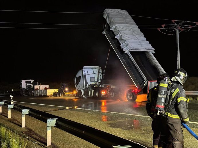 Muere electrocutado un trabajador de 26 años cuando realizaba labores de mantenimiento en la R5