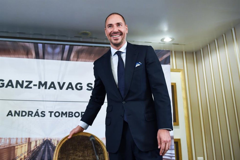 Archivo - El empresario András Tombor ofrece una rueda de prensa, en el Hotel Wellington, a 3 de julio de 2024, en Madrid (España). El grupo húngaro Ganz-Mavag (Magyar Vagon) presentó oficialmente ante la Comisión Nacional del Mercado de Valores (CNMV) 