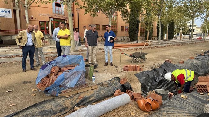 Visita a las obras de la avenida Camilo José Cela.