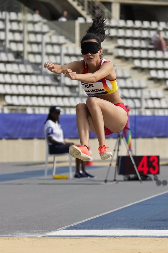 Alba García durante la longitud T11 de Paris 2024