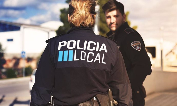 Archivo - Policía local, agentes, policía, recurso