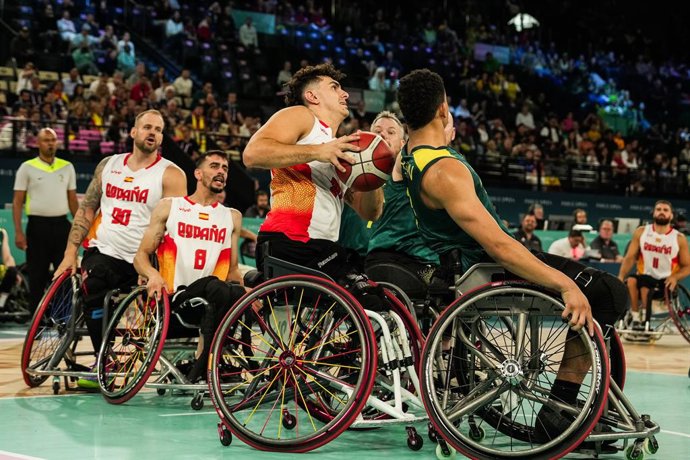 Ignacio Ortega durante el España-Australia del baloncesto en silla de ruedas de Paris 2024