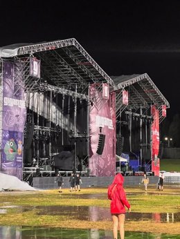 Lluvia en el Festival Gigante