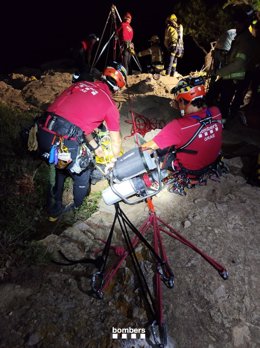 Rescate de cinco escaladores en un acantilado en la Costa Brava, en Torroella de Montgrí (Girona)