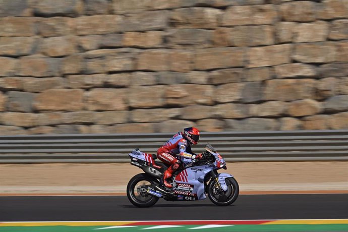 El piloto español Marc Márquez (Ducati) en el circuito Motorland de Aragón.