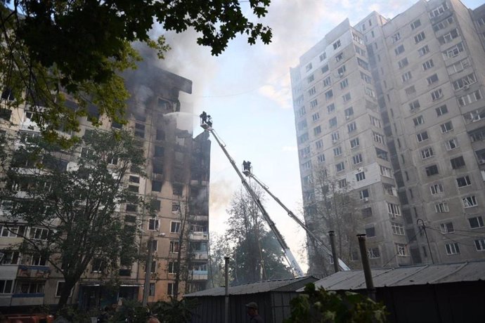 Bombardeo ruso en Járkov (Ucrania)