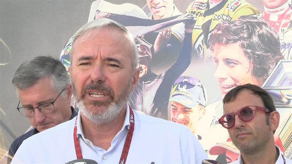 Azcón, durante su comparecencia en el circuito de Motorland