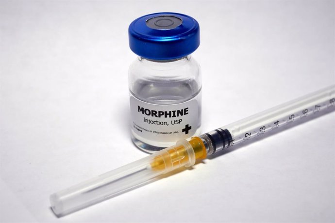 Archivo - Morphine - strong opioid analgesic (painkiller) abstract.