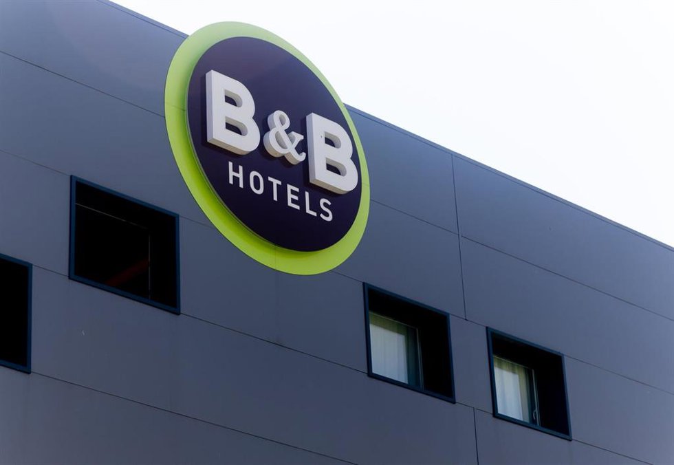 Archivo - Fachada de un hotel de la cadena B&B Hotels, a 26 de julio de 2024, en Madrid (España).