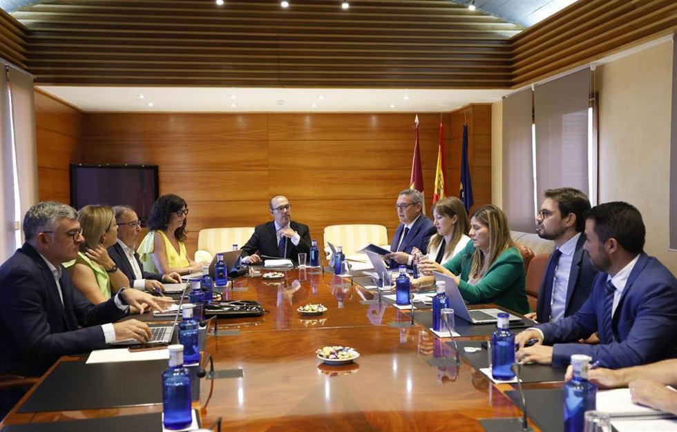 Reunión de la Junta de Portavoces.