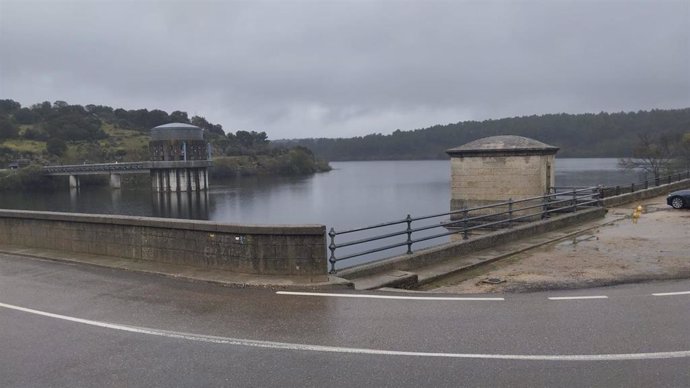 Archivo - Embalse de El Villar 