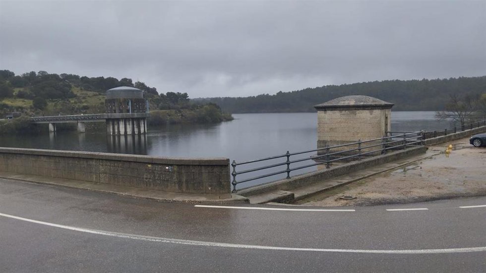 Archivo - Embalse de El Villar 
