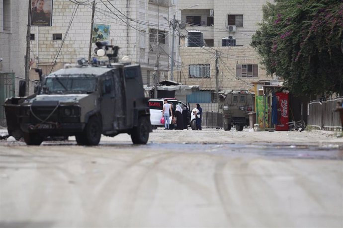 Un vehículo del Ejército de Israel durante una operación en la ciudad de Yenín, en Cisjordania (archivo)