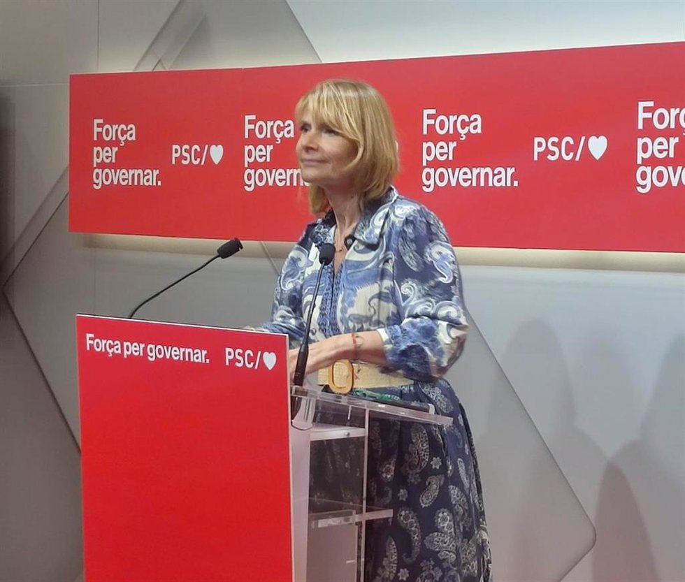 La viceprimera secretaria del PSC, Llusa Moret, en rueda de prensa
