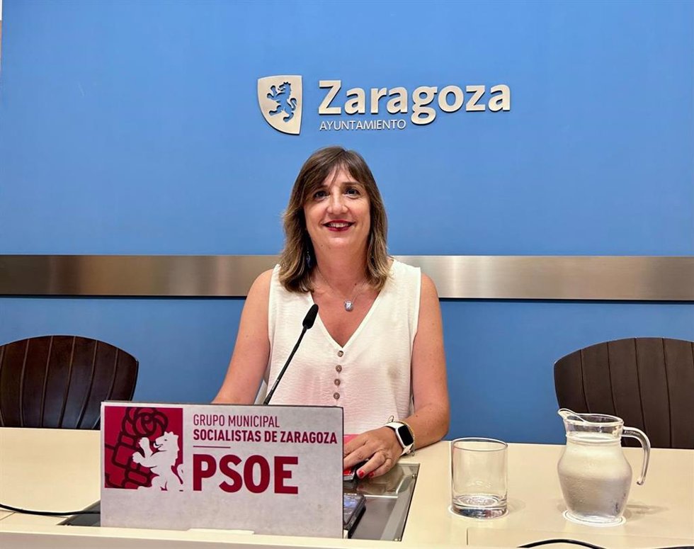 La portavoz socialista en el Ayuntamiento de Zaragoza, Lola Ranera.
