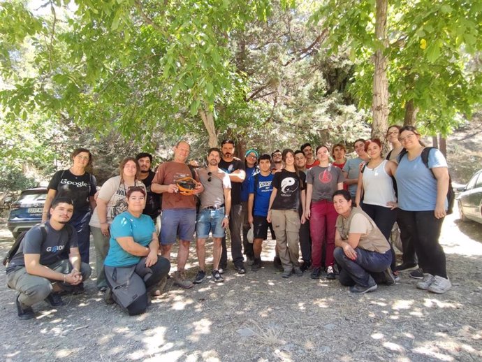 Participantes en una de las campañas de excavación.